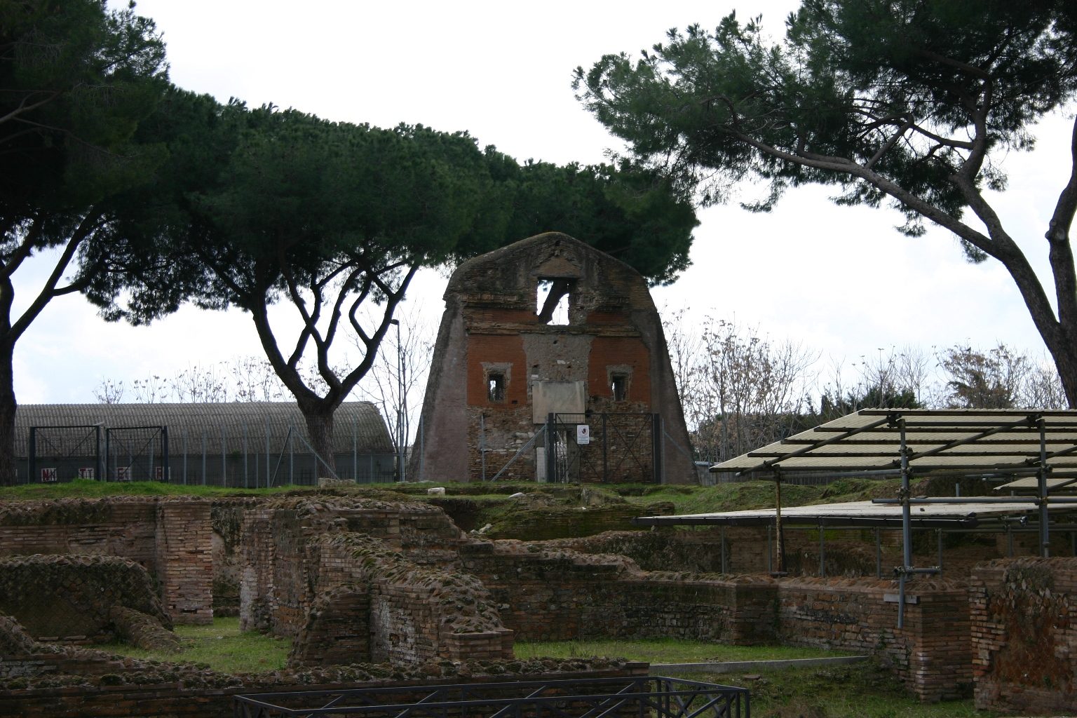 Guido Baccelli's Arbor Day memorial tablet, Via Latina archeological area, Rome - 04.JPG